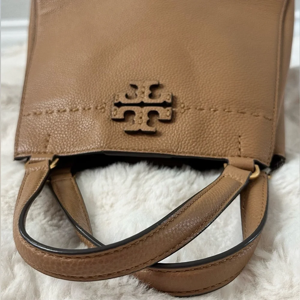 Tory Burch tory burch